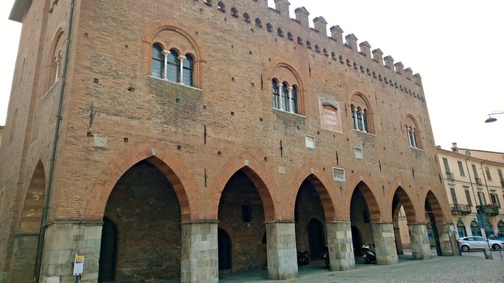 Appartamenti I Liutai Crémone Extérieur photo